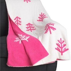 TikTok viral Nicole Miller Hot Pink Christmas Blanket